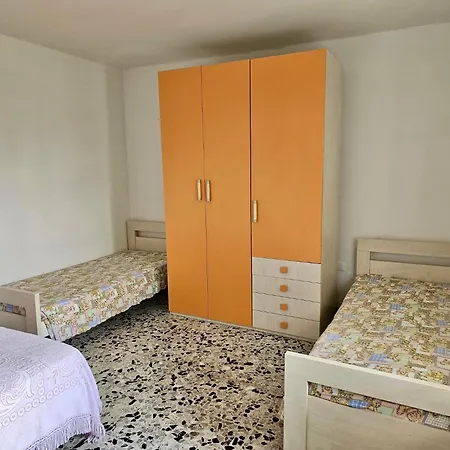 Trilocale Vista Mare Con Giardino, - S319 Apartment *