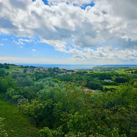 S319 - Sirolo, Trilocale Vista Mare Con Giardino Сироло